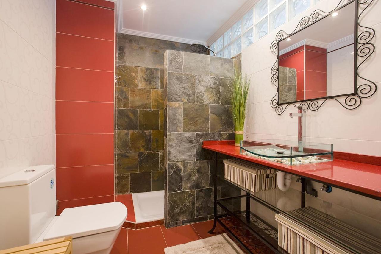 Habitacion En Vivienda Gran Via Билбао Екстериор снимка