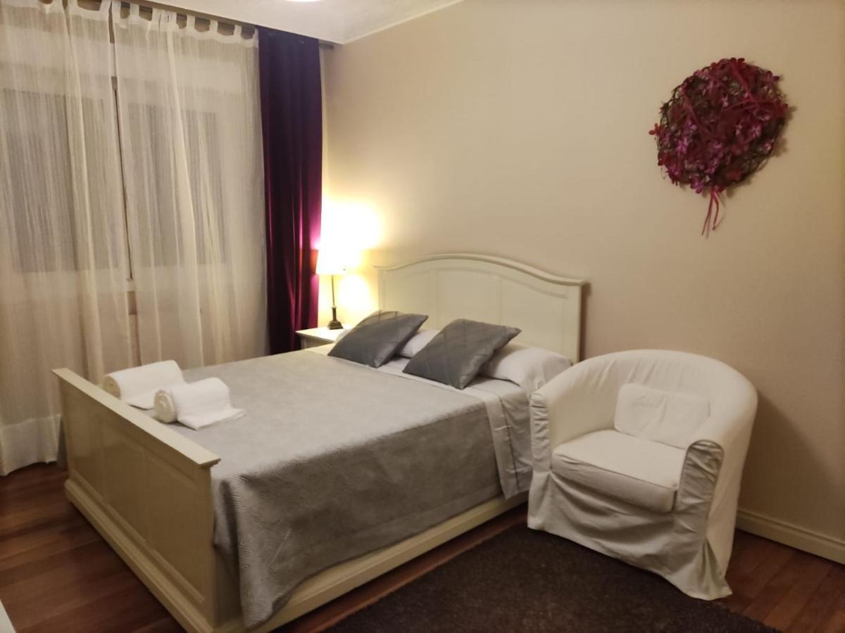 Habitacion En Vivienda Gran Via Билбао Екстериор снимка