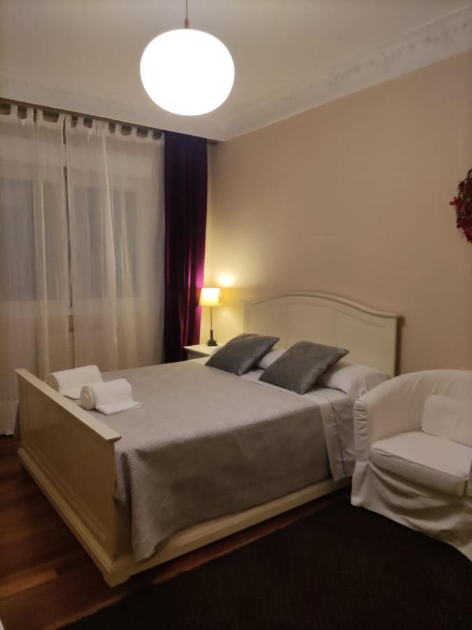 Habitacion En Vivienda Gran Via Билбао Екстериор снимка